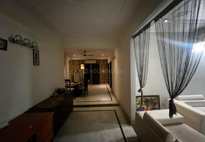 3.5 BHK Flat
