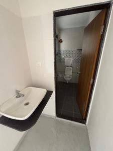 Bathroom Image of 1100 Sq.ft 3 BHK Apartment / Flat for rent in Rane Nagar Nashik for Rs. 19000