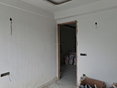 Bedroom Image of 1050 Sq.ft 2 BHK Apartment / Flat for sale in Sector 101 Noida for Rs. 4300000