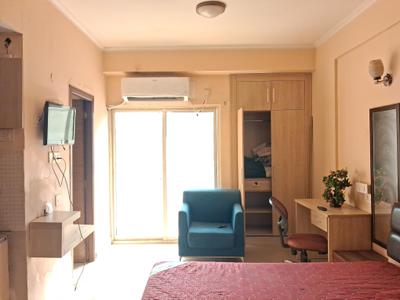 Bedroom Image of 400 Sq.ft 1 RK Apartment / Flat for rent in Supertech Ecociti, Sector 137 Noida for Rs. 20500