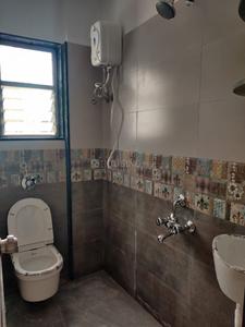 Bathroom Image of 700 Sq.ft 1 BHK Apartment / Flat for rent in Wadgaon Sheri Pune for Rs. 22000