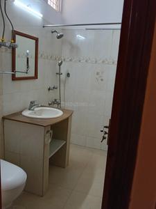 Image of 1500 Sq.ft 3 BHK Apartment / Flat for rent in Alaknanda, New Delhi for Rs. 100000