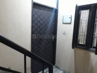 Balcony Image of 900 Sq.ft 3 BHK Builder Floor for sale in Krishna Nagar New Delhi for Rs. 8000000
