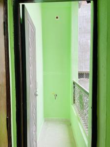Balcony Image of 1350 Sq.ft 3 BHK Builder Floor for rent in Hafiz Baba Nagar Hyderabad for Rs. 15000