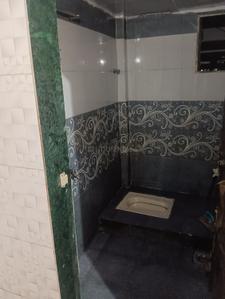 Bathroom Image of 200 Sq.ft 1 RK Independent House for rent in Thane West Thane for Rs. 12000