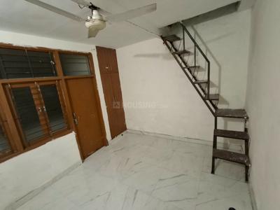 Bedroom Image of 585 Sq.ft 2 BHK Builder Floor for rent in Khirki Extension New Delhi for Rs. 14000