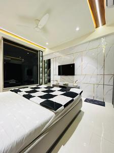 Bedroom Image of 2220 Sq.ft 3 BHK Apartment / Flat for sale in Ambli Ahmedabad for Rs. 25000000