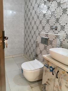 Common Bathroom Image of 2300 Sq.ft 4 BHK Builder Floor for sale in Sector 23 Gurgaon for Rs. 35500000