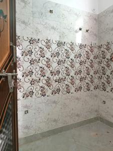 Common Bathroom Image of 900 Sq.ft 3 BHK Builder Floor for sale in DLF Ankur Vihar Ghaziabad for Rs. 3465013