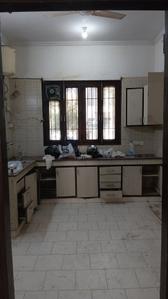 Kitchen Image of 2300 Sq.ft 3 BHK Builder Floor for rent in Sector 41 Gurgaon for Rs. 60000