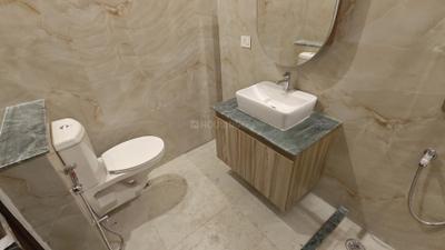 Image of 2000 Sq.ft 3 BHK Builder Floor for rent in Uday Park, New Delhi for Rs. 130000