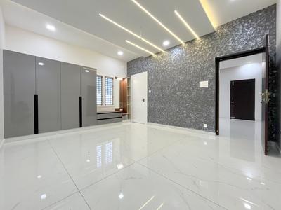 Bedroom Image of 2500 Sq.ft 4 BHK Independent House for sale in Panaiyur, Sholinganallur Chennai for Rs. 25000000