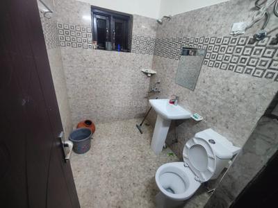 Bathroom Image of 450 Sq.ft 1 RK Apartment / Flat for sale in Chaitanya Vihar Vrindavan for Rs. 4100000
