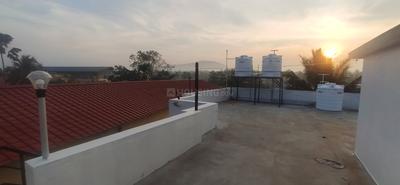 Balcony Image of Bindhu's Hostel in Karakkamandapam, Thiruvananthapuram