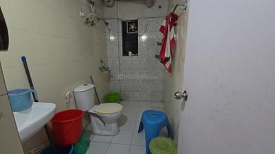 Bathroom Image of 600 Sq.ft 1.5 BHK Apartment / Flat for sale in Siddha Town, Rajarhat Kolkata for Rs. 3100000
