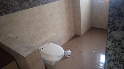 Bathroom Image of 9000 Sq.ft 6 BHK Villa for rent in Vaishno Devi Circle Ahmedabad for Rs. 125000