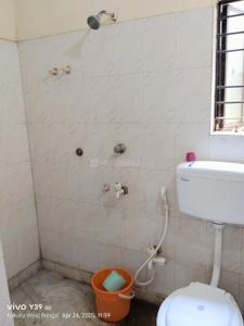 Bathroom Image of 500 Sq.ft 1 BHK Apartment / Flat for rent in Paschim Putiary Kolkata for Rs. 10000