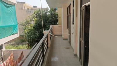Balcony Image of 1600 Sq.ft 2 BHK Builder Floor for rent in Sector 40 Gurgaon for Rs. 32000