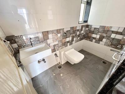 Bathroom Image of 800 Sq.ft 2 BHK Apartment / Flat for sale in Ashoka Swaroop Residency, Ghatkopar East Mumbai for Rs. 19000000
