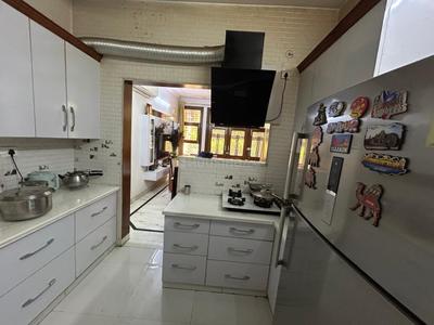 Kitchen Image of 2925 Sq.ft 4.5 BHK Builder Floor for sale in Janakpuri New Delhi for Rs. 52500000