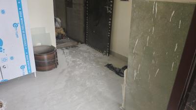 Living Room Image of 350 Sq.ft 1 BHK Builder Floor for rent in Mayur Vihar Phase 1 New Delhi for Rs. 18000