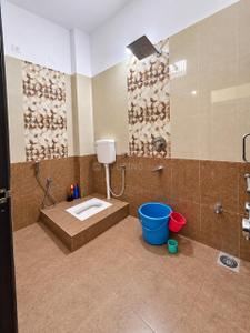 Bathroom Image of 1000 Sq.ft 1 BHK Builder Floor for rent in Arun Nagar Rewa for Rs. 7000