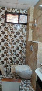Bathroom Image of 2450 Sq.ft 4 BHK Apartment / Flat for sale in Rajendra Nagar Ghaziabad for Rs. 22651000
