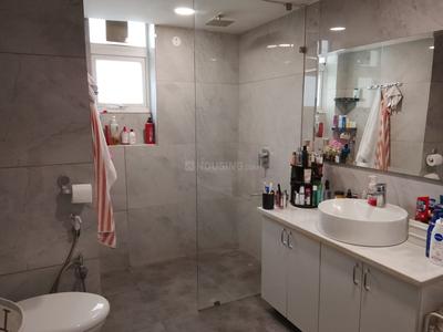 Bathroom Image of 1877 Sq.ft 3.5 BHK Apartment / Flat for sale in Parsvnath Royale, Sector 20 Panchkula for Rs. 11500000