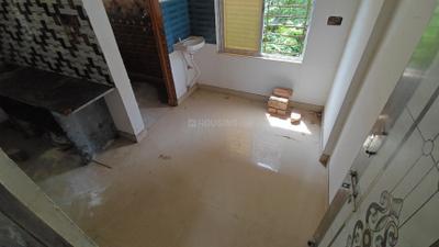 Living Room Image of 450 Sq.ft 1 BHK Apartment / Flat for rent in Keshtopur Kolkata for Rs. 8000