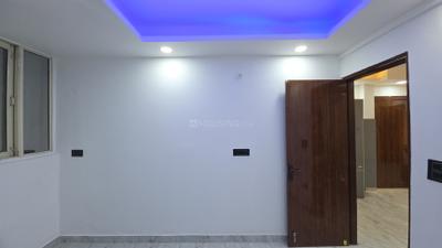 Bedroom Image of 900 Sq.ft 3 BHK Builder Floor for sale in Laxmi Nagar New Delhi for Rs. 9500000