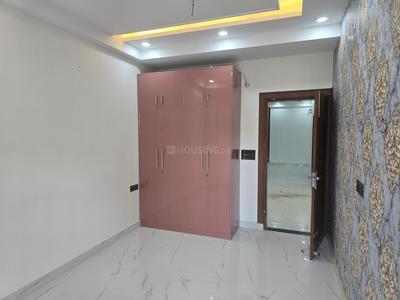 Bedroom Image of 1250 Sq.ft 3 BHK Builder Floor for sale in Shalimar Garden Ghaziabad for Rs. 11000000