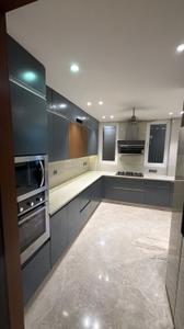 Kitchen Image of 3600 Sq.ft 4 BHK Builder Floor for rent in DLF Luxury Floors, DLF Phase 1 Gurgaon for Rs. 210000