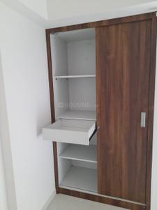 Bedroom Image of 450 Sq.ft 1 BHK Apartment / Flat for rent in Lodha Amara, Kolshet Thane for Rs. 25000
