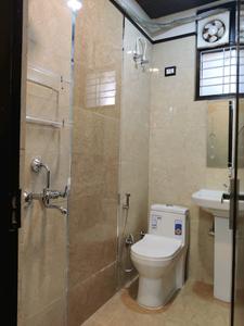 Common Bathroom Image of 1355 Sq.ft 3 BHK Builder Floor for sale in Indirapuram Ghaziabad for Rs. 9459000