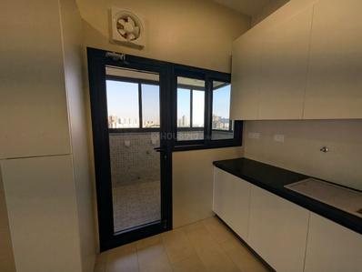 Kitchen Image of 2343 Sq.ft 2.5 BHK Apartment / Flat for rent in Sobha City, Sector 108 Gurgaon for Rs. 98000