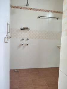 Bedroom One Image of 2200 Sq.ft 3 BHK Apartment / Flat for rent in DDA Flats Vasant Kunj, Vasant Kunj New Delhi for Rs. 74000