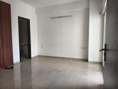 Bedroom Image of 1340 Sq.ft 3 BHK Apartment / Flat for rent in Gulshan Ikebana, Sector 143 Noida for Rs. 32000