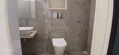Bathroom Image of 700 Sq.ft 2 BHK Apartment / Flat for rent in Dosti Tulip Dosti West County, Thane West Thane for Rs. 30000