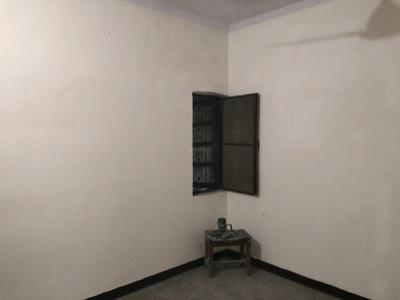 Bedroom Image of 1400 Sq.ft 4 BHK Apartment / Flat for sale in DDA Flats, Vikaspuri New Delhi for Rs. 9000000