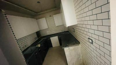 Kitchen Image of 900 Sq.ft 2 BHK Builder Floor for rent in Ramesh Nagar New Delhi for Rs. 30000