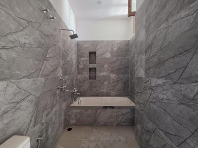 Bathroom Image of 3000 Sq.ft 4 BHK Independent House for sale in Kishanpur Dehradun for Rs. 22000000
