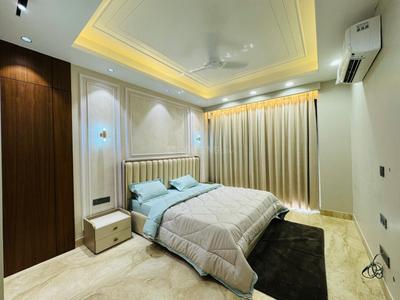 Bedroom Image of 2700 Sq.ft 4 BHK Builder Floor for sale in Central Park Flower Valley, Sector 33 Sohna for Rs. 40000000