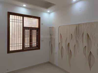 Bedroom Image of 1100 Sq.ft 3 BHK Builder Floor for sale in Sector 22 Rohini New Delhi for Rs. 12000000