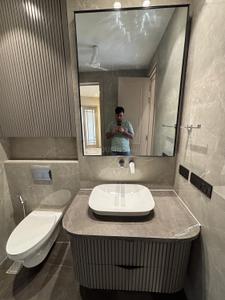 Bathroom Image of 2400 Sq.ft 4 BHK Duplex for sale in Safdarjung Enclave New Delhi for Rs. 125000000