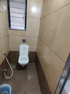 Bathroom Image of 765 Sq.ft 2 BHK Apartment / Flat for rent in Ramanmala Kolhapur for Rs. 15000