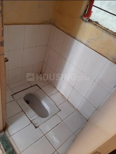 Bathroom Image of 1210 Sq.ft 3 BHK Builder Floor for rent in Siddharth Vihar Ghaziabad for Rs. 24000