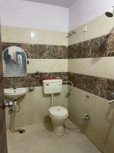Bathroom Image of 1300 Sq.ft 3 BHK Apartment / Flat for rent in Jagatpura Jaipur for Rs. 22000