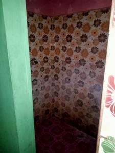 Bathroom Image of 400 Sq.ft 1 BHK Builder Floor for rent in Kodungaiyur East Chennai for Rs. 6000