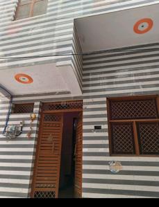 Image of 450 Sq.ft 2 BHK Independent House for rent in Burari, New Delhi for Rs. 8500