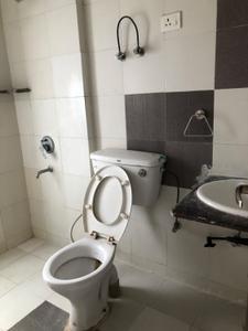 Image of 1049 Sq.ft 2 BHK Apartment / Flat for rent in Supertech Livingston, Crossings Republik, Ghaziabad for Rs. 20000